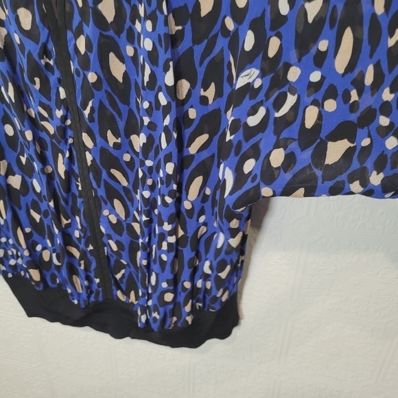 Trina Turk chiffon animal print blouse - Picture 4 of 6